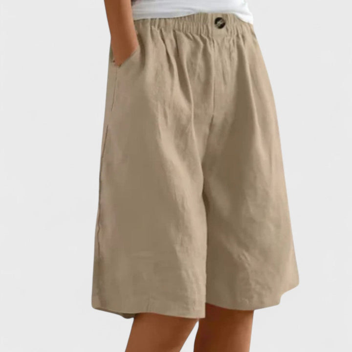 Clara & Sophia | Elegant Shorts