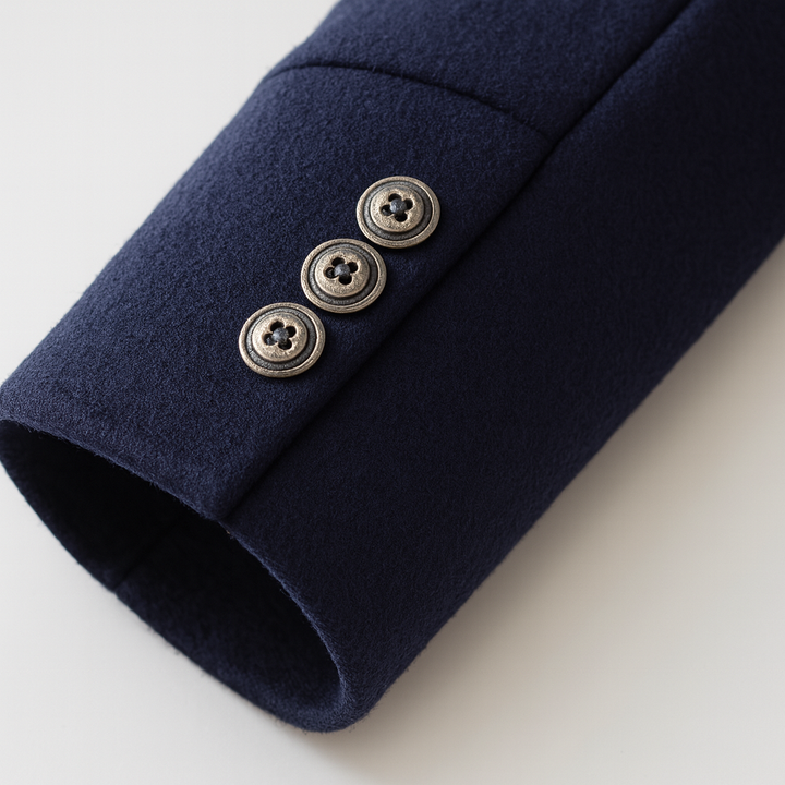 Smart Wool Coat for Autumn and Winter Layering