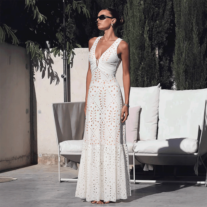 V Neck Solid Color Laser Cutting Flower One Piece Swimsuit and Skirt