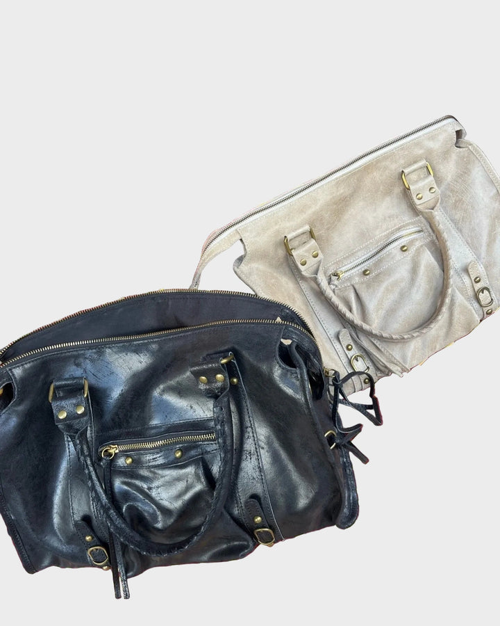 Minimal Black Carryall with Adjustable Inner Cord